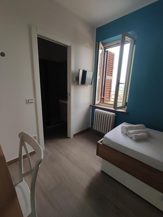 Casaviagiulia Hotel Osimo Luaran gambar